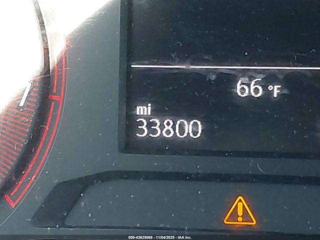 Volkswagen Jetta Image 16