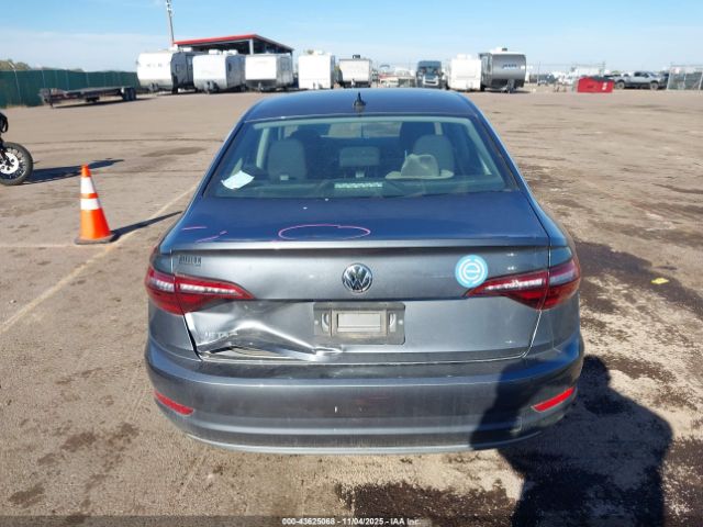 Volkswagen Jetta Image 17