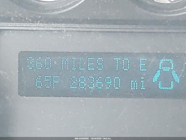 Ford F-450 Xl Image 10