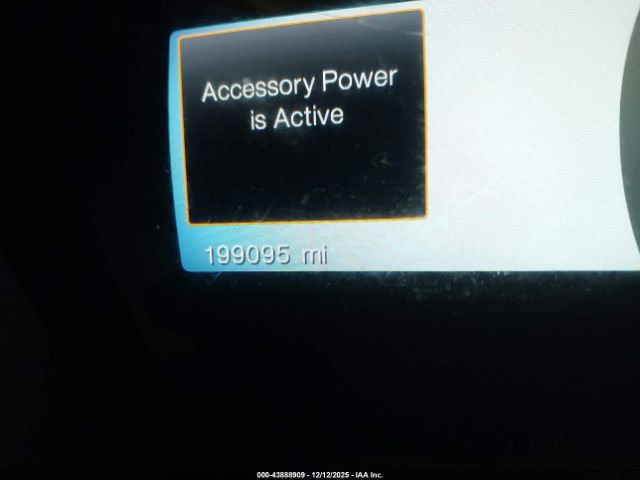 Ford Explorer Limited Image 16