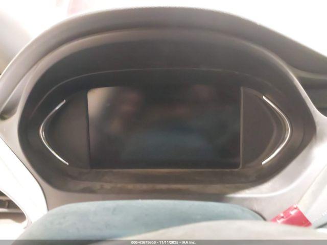 Chevrolet Bolt Premier Image 16