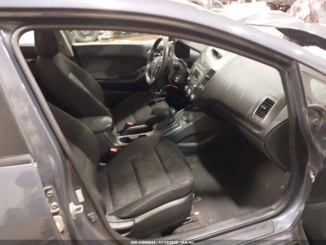 Kia Forte Lx Image 16