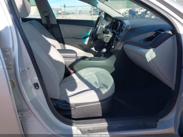 Kia Optima Lx Image 3