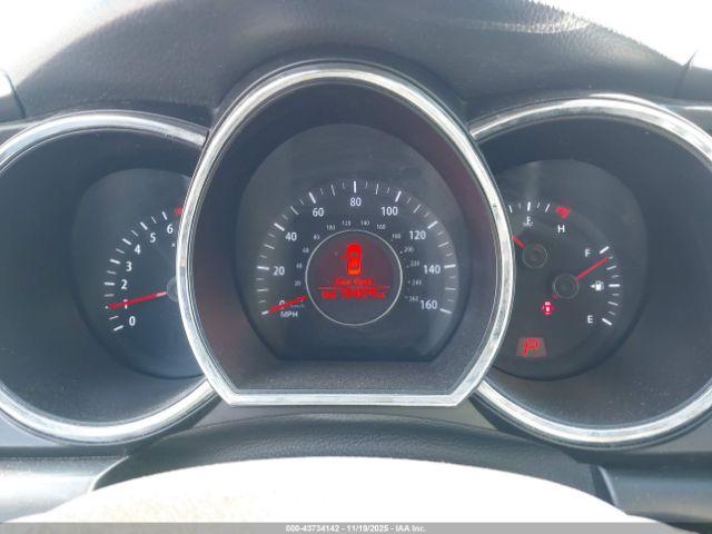 Kia Optima Lx Image 11