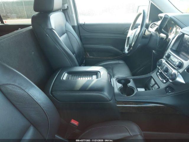 Chevrolet Suburban Lt Image 10