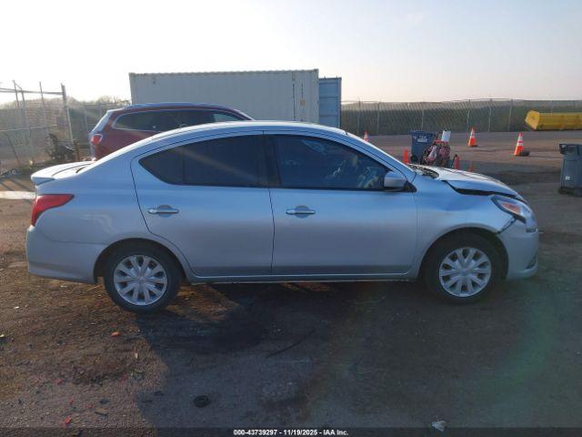 Nissan Versa 1.6 Sv Image 16