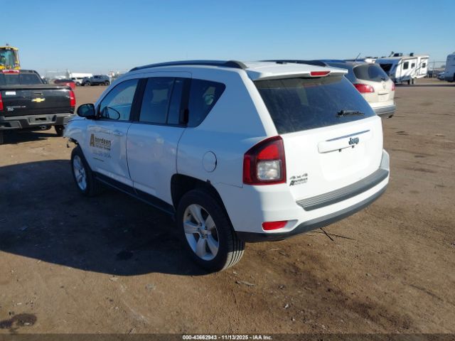 Jeep Compass Sport Image 2