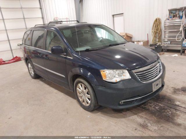 Salvage Chrysler Town & Country