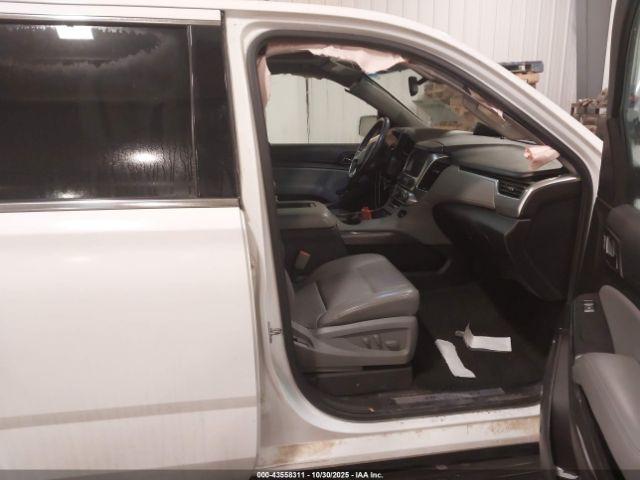 Chevrolet Suburban Lt Image 17