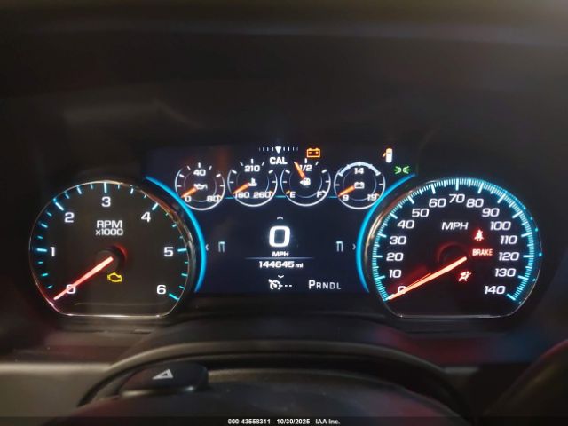 Chevrolet Suburban Lt Image 10