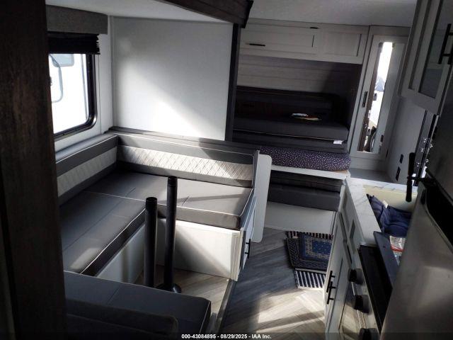 Forest River Platinum Salem Fsx Toy Ha Image 4