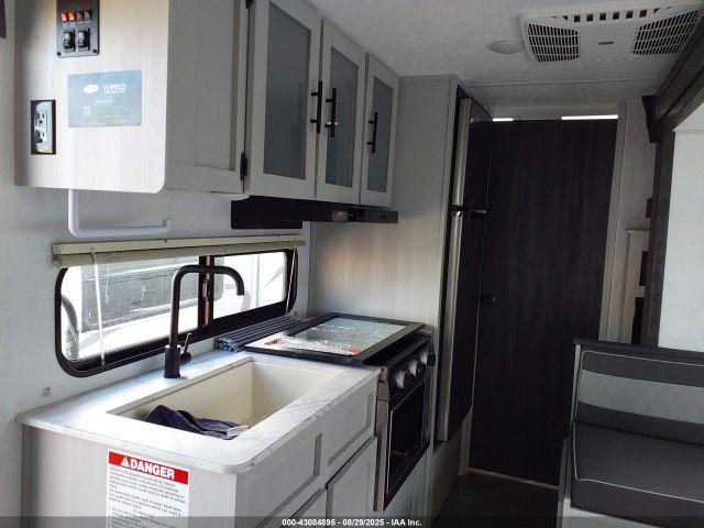 Forest River Platinum Salem Fsx Toy Ha Image 5