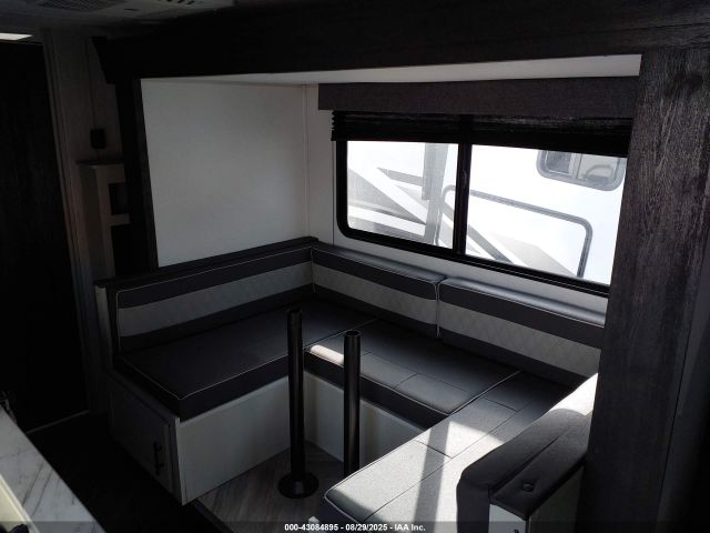 Forest River Platinum Salem Fsx Toy Ha Image 8