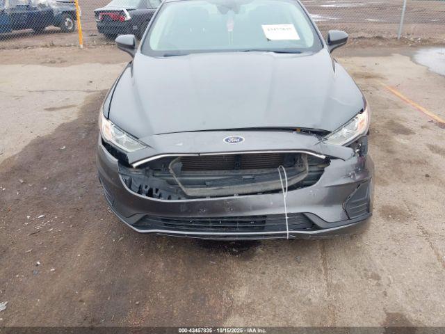 Ford Fusion Se Image 7