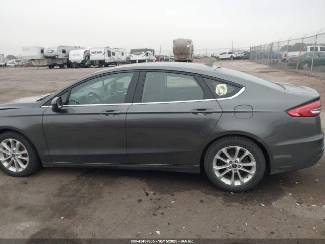 Ford Fusion Se Image 16