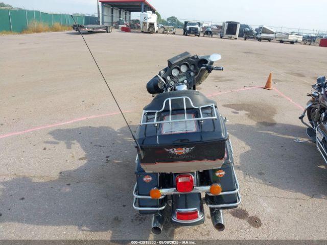 Harley-Davidson Flhtc Image 5