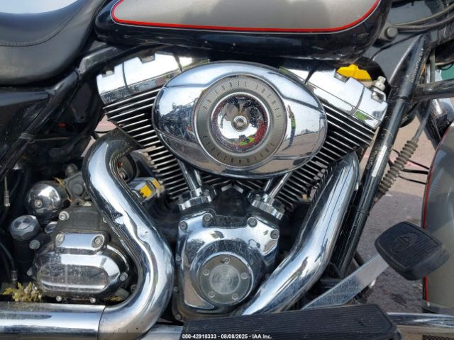 Harley-Davidson Flhtc Image 6