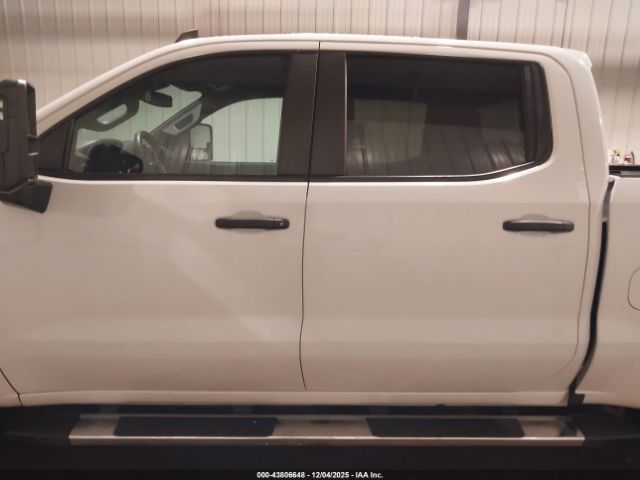 Chevrolet Silverado 1500 4wd  Short Bed Custom Image 4