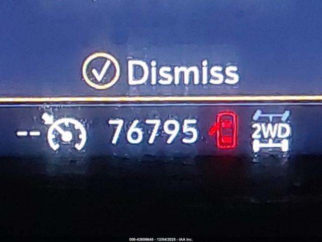 Chevrolet Silverado 1500 4wd  Short Bed Custom Image 9