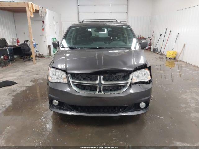 Dodge Grand Caravan Sxt Image 12