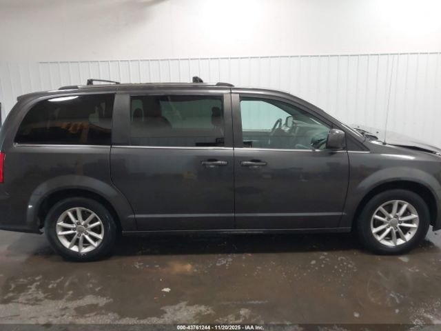 Dodge Grand Caravan Sxt Image 13
