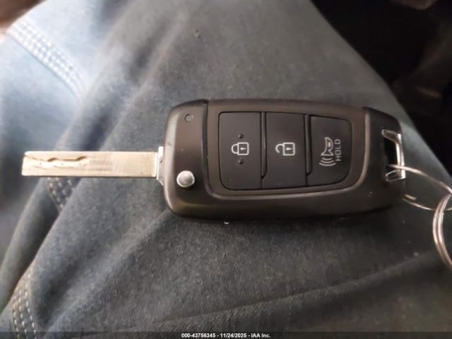 Hyundai SANTA FE Se Image 9