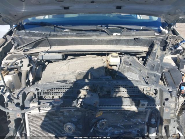 Nissan Pathfinder S Image 3