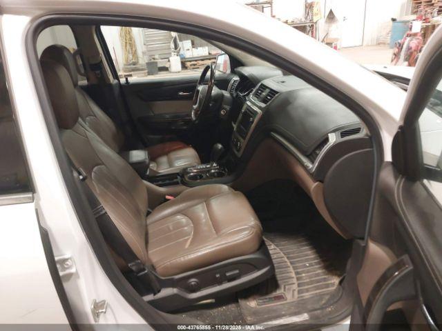 GMC Acadia Slt-2 Image 3