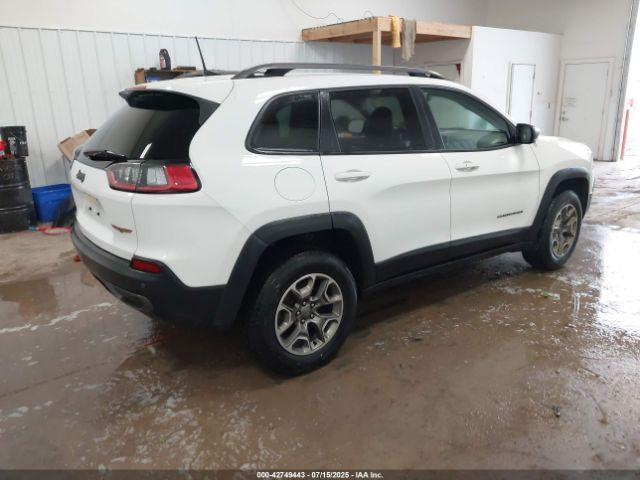 Jeep Cherokee Trailhawk Elite 4x4 Image 4