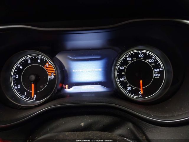 Jeep Cherokee Trailhawk Elite 4x4 Image 5