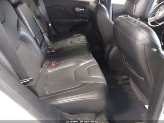 Jeep Cherokee Trailhawk Elite 4x4 Image 7