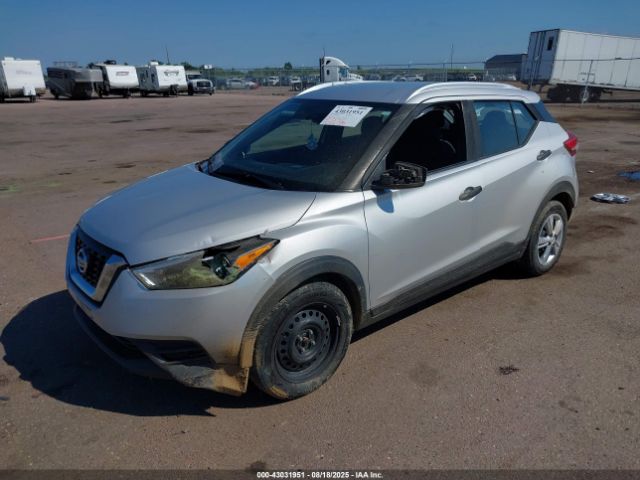 Nissan Kicks S Image 6