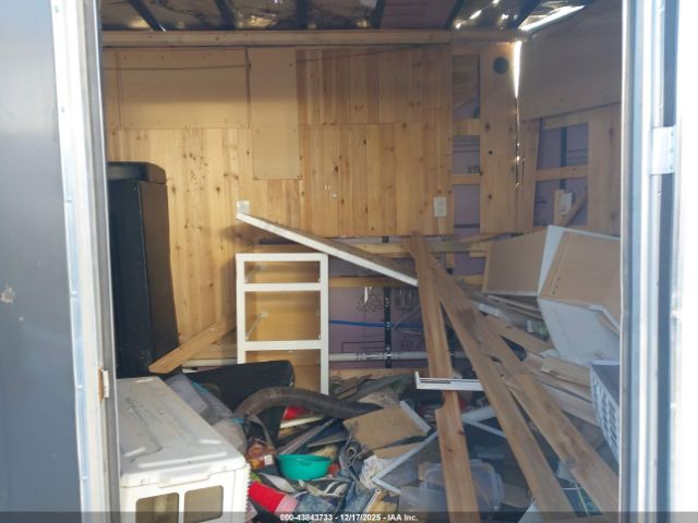 Trailer 24  Giddy Up Enclosed Image 9