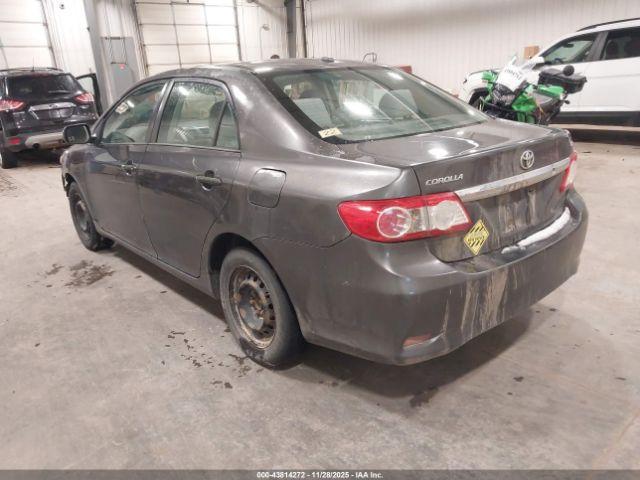 Toyota Corolla Le Image 8