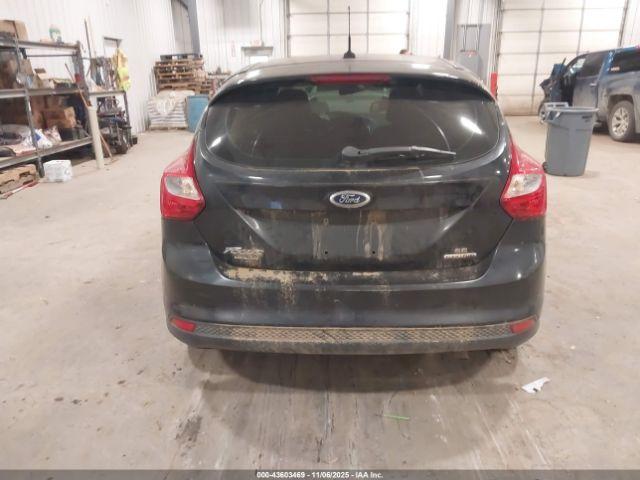 Ford Focus Se Image 6