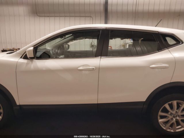 Nissan Rogue S Awd Xtronic Cvt Image 16