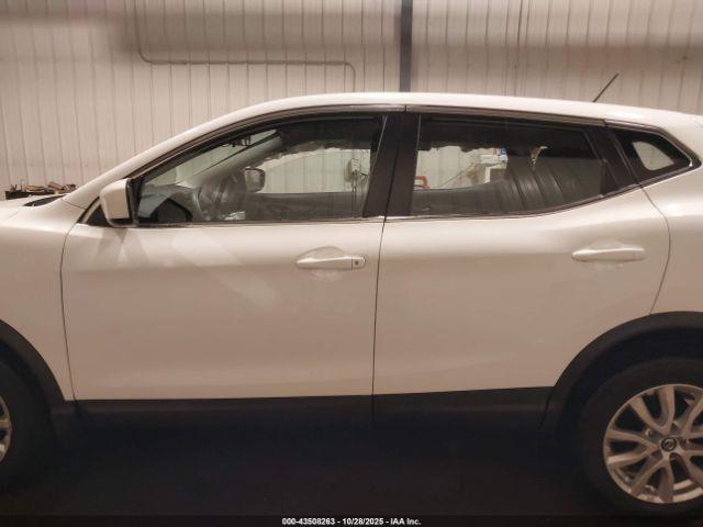 Nissan Rogue S Awd Xtronic Cvt Image 16