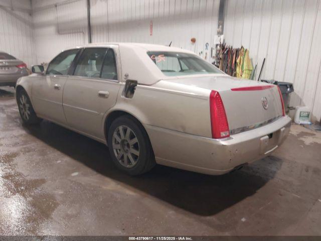 Cadillac DTS 1sd Image 5