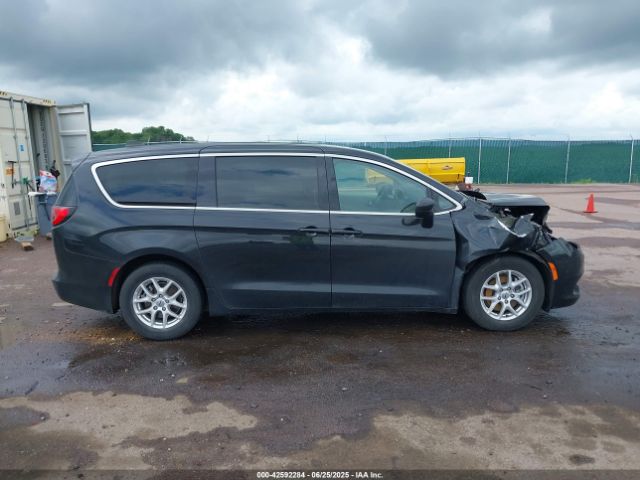 Chrysler Voyager Lx Image 5