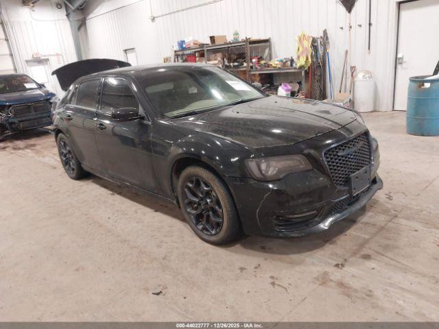  Salvage Chrysler 300