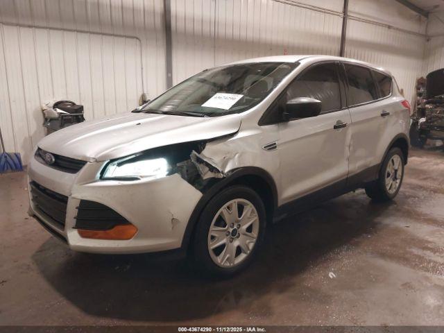 Ford Escape S Image 11