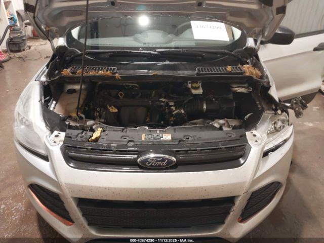 Ford Escape S Image 2