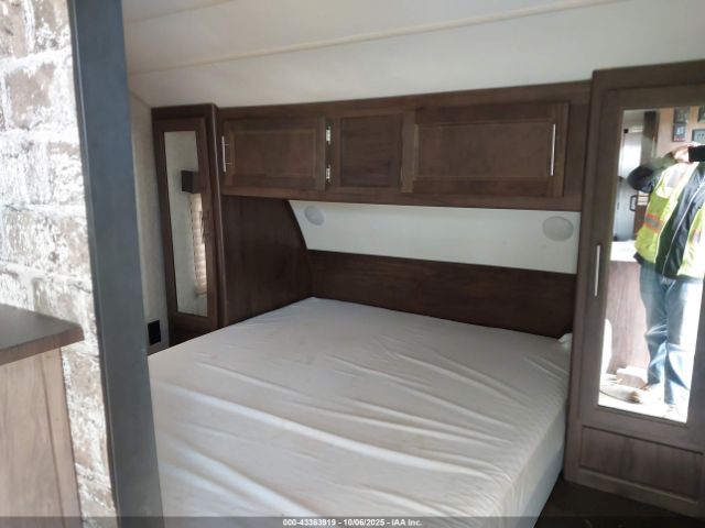 Forest River Grey Wolf Image 7