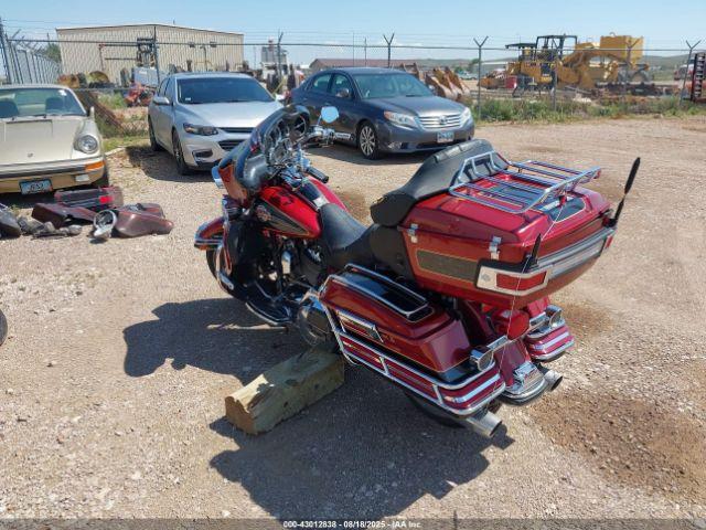 Harley-Davidson Flhtcui Image 13