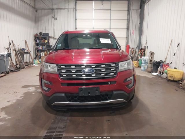 Ford Explorer Xlt Image 11