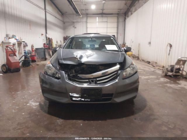 Honda Accord 2.4 Lx Image 13