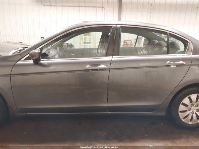 Honda Accord 2.4 Lx Image 16