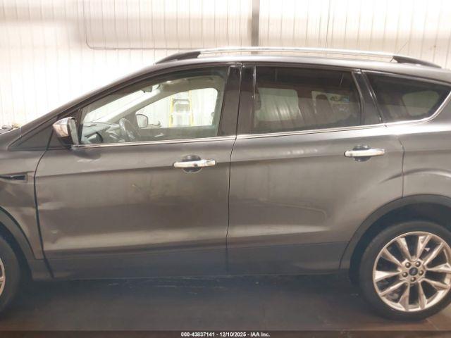 Ford Escape Se Image 16