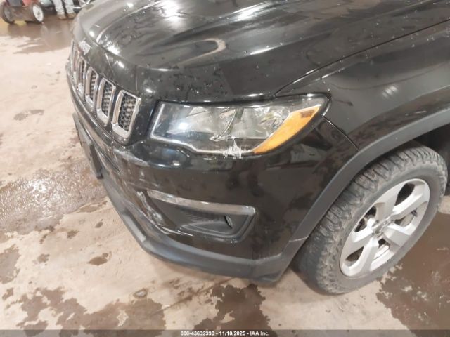 Jeep Compass Latitude 4x4 Image 4