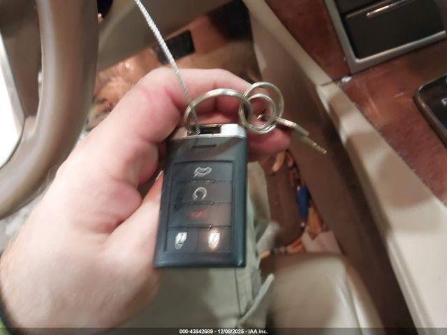 Cadillac STS Luxury Package Image 11